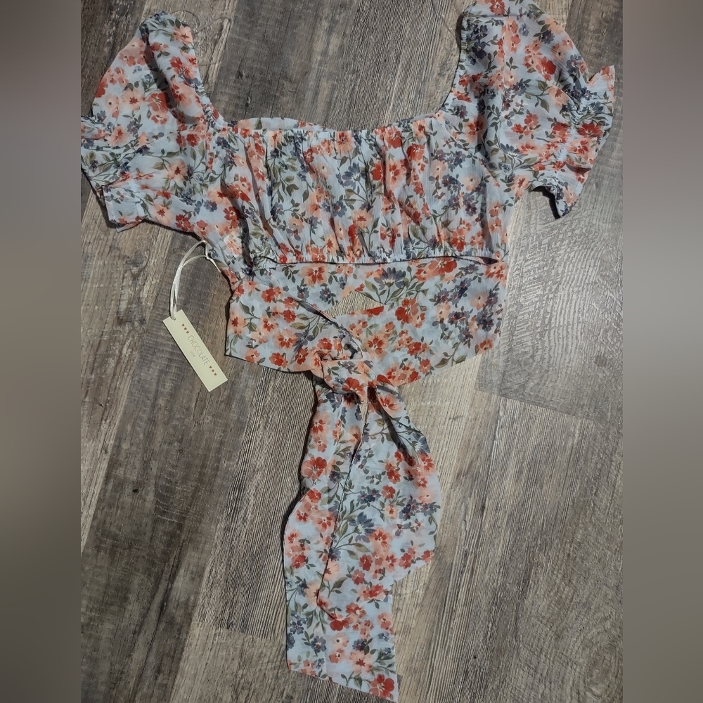Floral Crisscross Crop Top Size Small - Picture 5 of 8